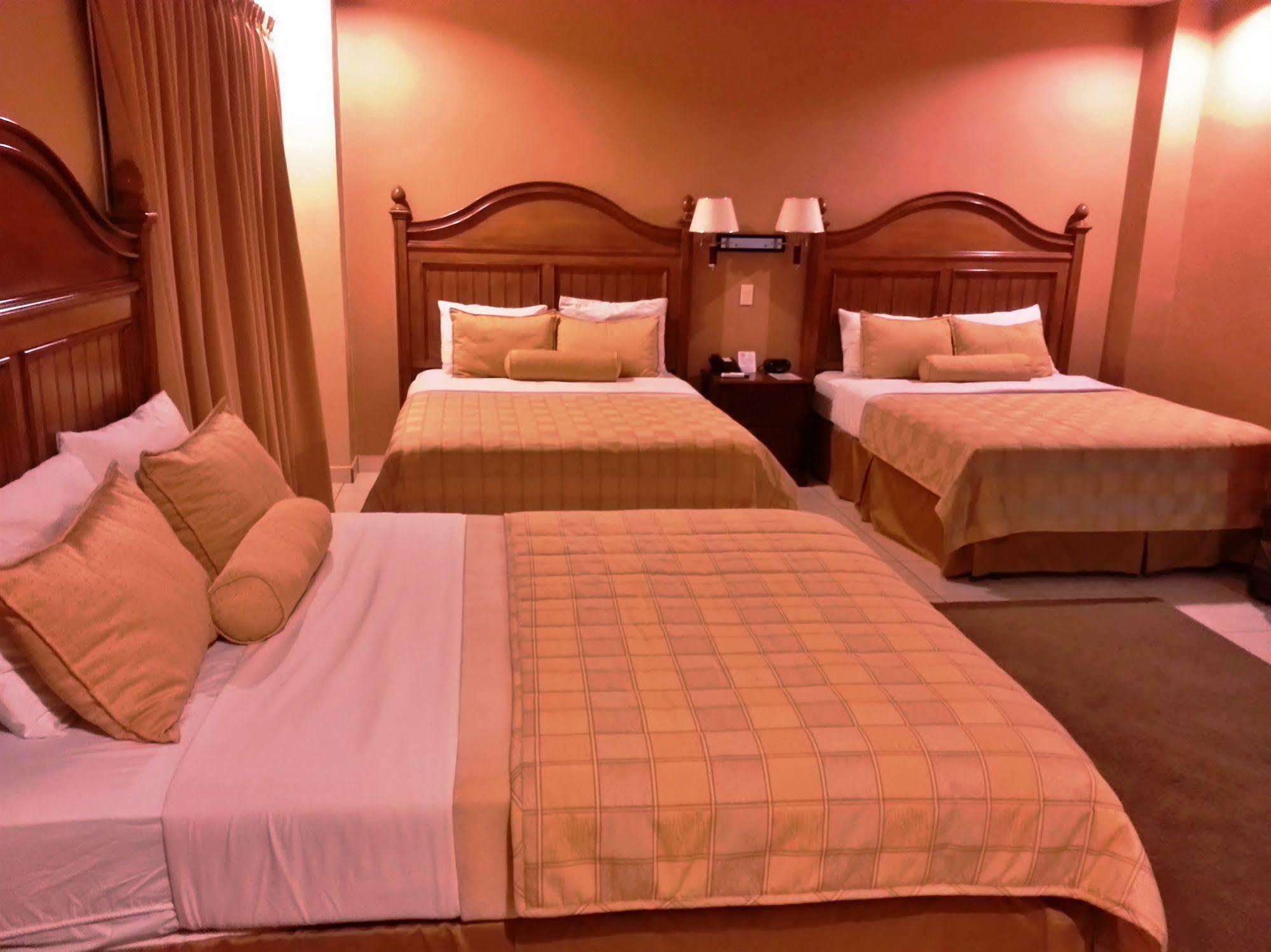 Hotel Monteolivos Σαν Πέδρο Σούλα Εξωτερικό φωτογραφία